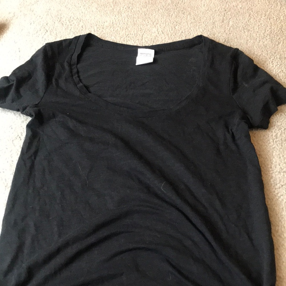 Practically brand NEW T-SHIRT PINK VICTORIA SECRET
